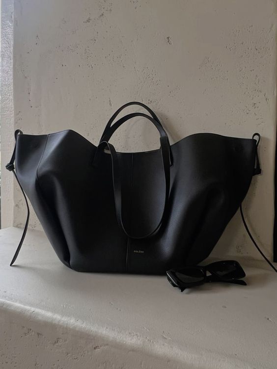 Liv | Dame Elegant og Rummelig Totebag